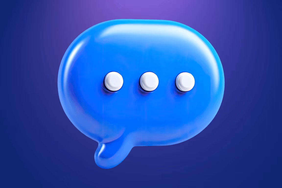 Creator replying quickly to fan messages to improve response time on OF using a phone